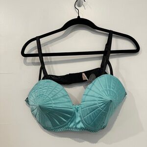 Bettie page Mint lingerie set
